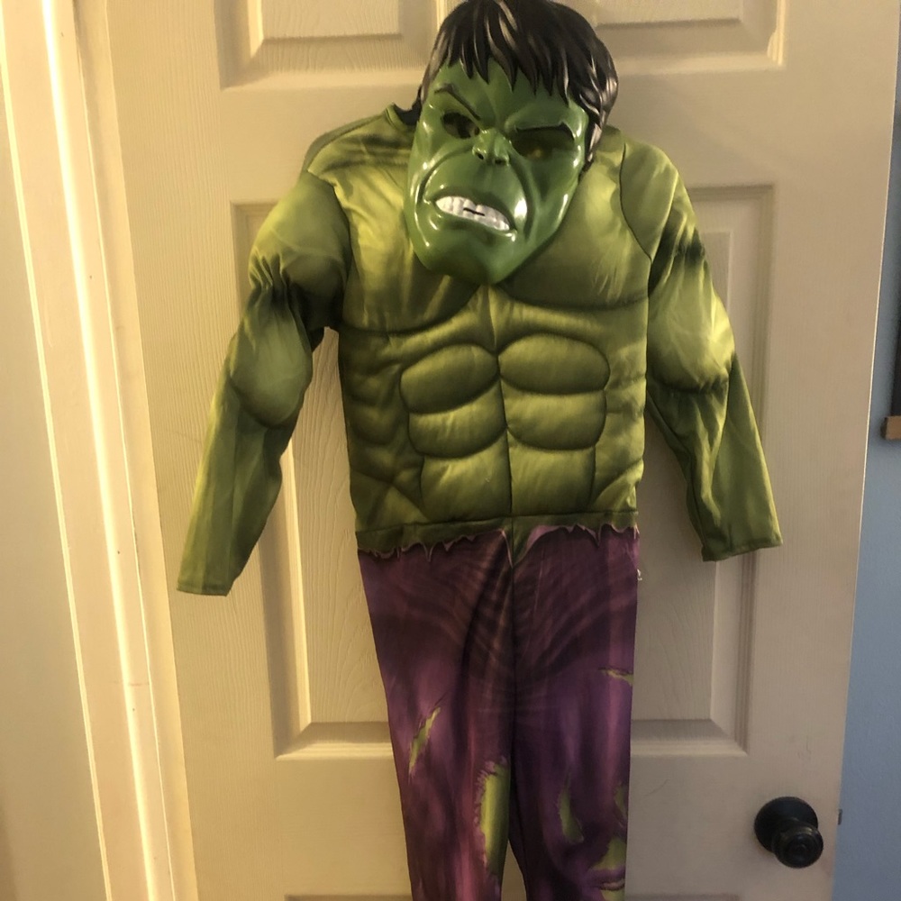 Boys size medium hulk costume